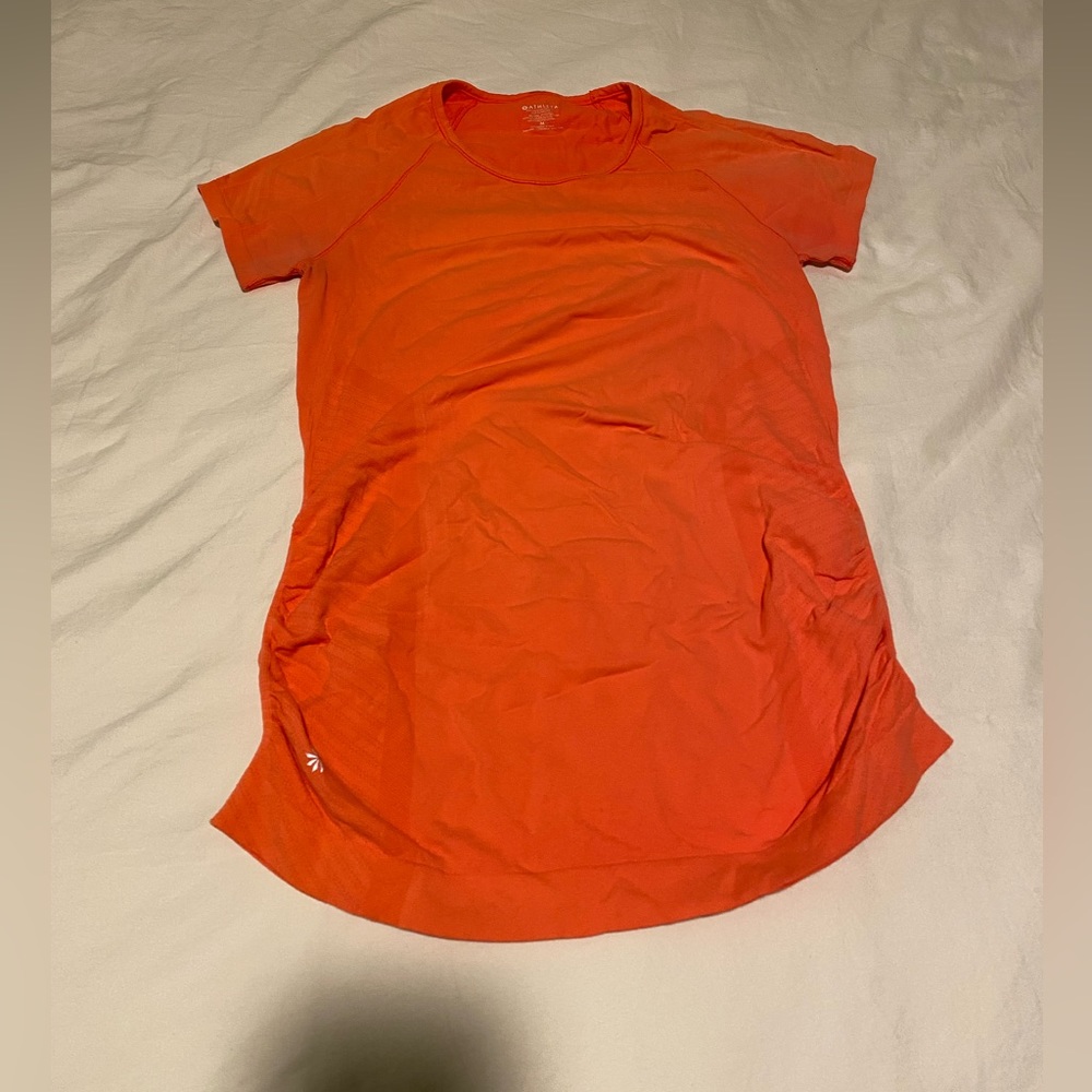 Athleta speedlight Tee